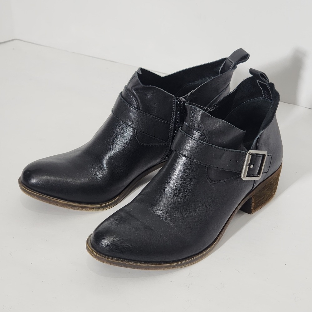 Lucky‎ Brand Black Leather Ankle Boots Buckle Side Zip Women's 5.5M